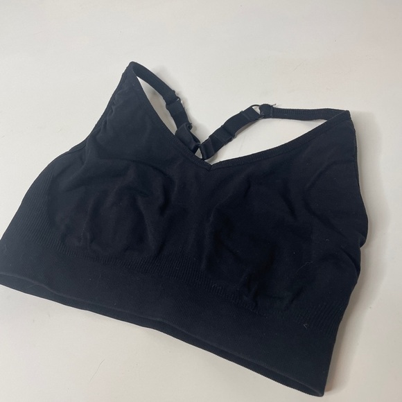 Old Navy Sports Bra Racer Back Go Dry Women’s Size M Adjustable Strap Black. - Picture 2 of 4